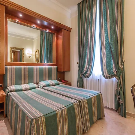 Hotel Raeli Luce 4*