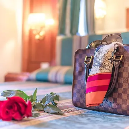 Raeli Luce Hotel Rome