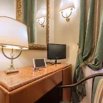 فندق Raeli Luce 4*
