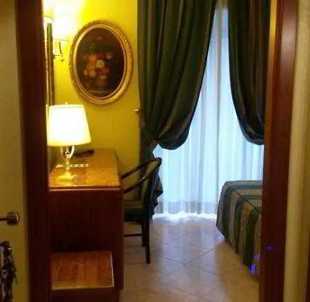 Hotel Raeli Luce Rome