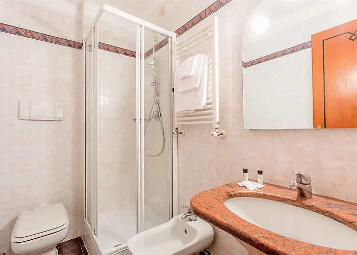 Szálloda Raeli Luce 4*