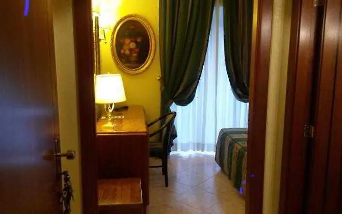 Otel Raeli Luce Roma