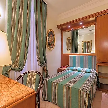 Raeli Luce 4*