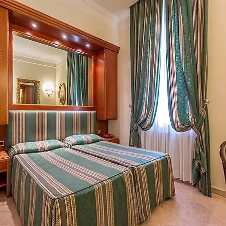 Raeli Luce Hotel 4*