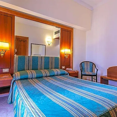 Raeli Luce Hotel