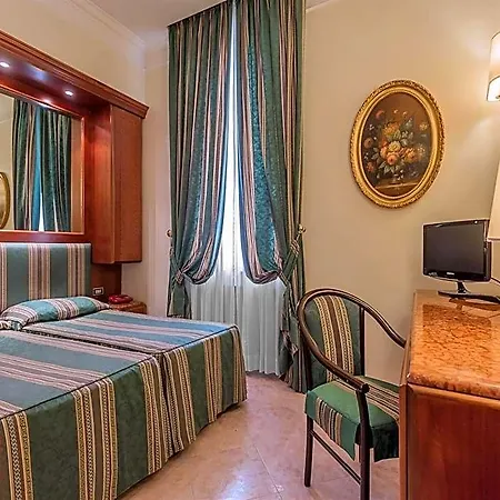 Raeli Luce Hotel