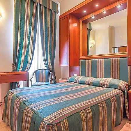 Raeli Luce 4*