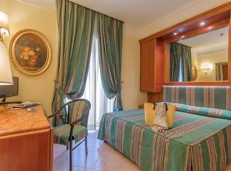 Raeli Luce Hotel 4*