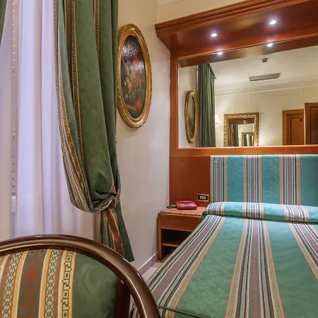 Raeli Luce Hotel Rome