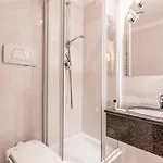 Raeli Luce 호텔 4*