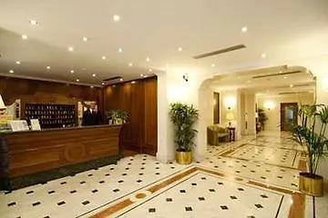 Отель Raeli Luce Рим