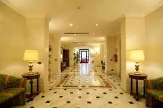 Raeli Luce 4* Рим